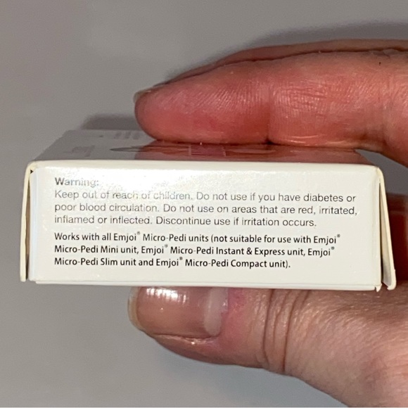 Emjoi Micro-Pedi Flex Micro Mineral Rollers Refills for All Emjoi Callus Remover - Picture 2 of 8